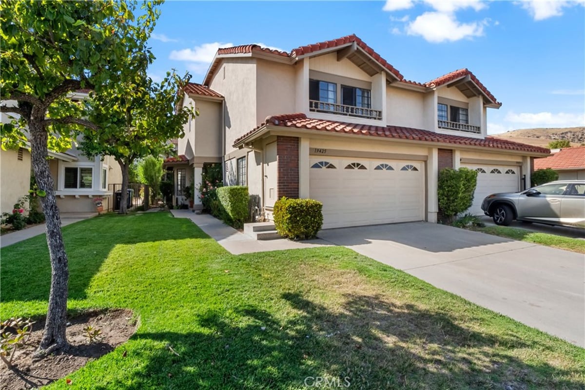 19425 Crystal Ridge Lane, Porter Ranch, CA 91326 — photo 1 of 1