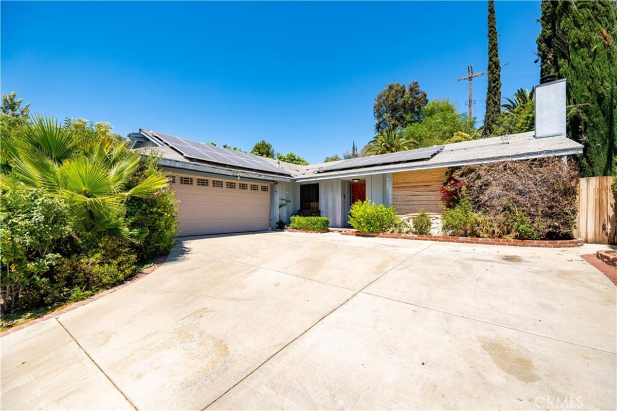 5560 Ruthwood Drive, Calabasas, CA 91302 — photo 1 of 1