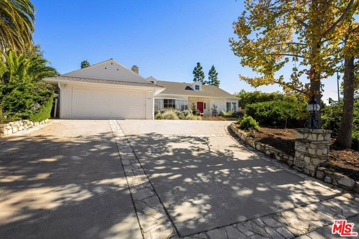 1300 Capri Drive, Pacific Palisades, CA 90272 — photo 1 of 18
