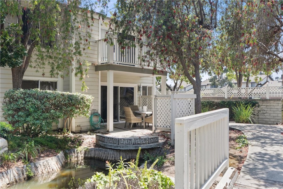 22232 S Vermont Avenue 102B, Torrance, CA 90502 — photo 1 of 26