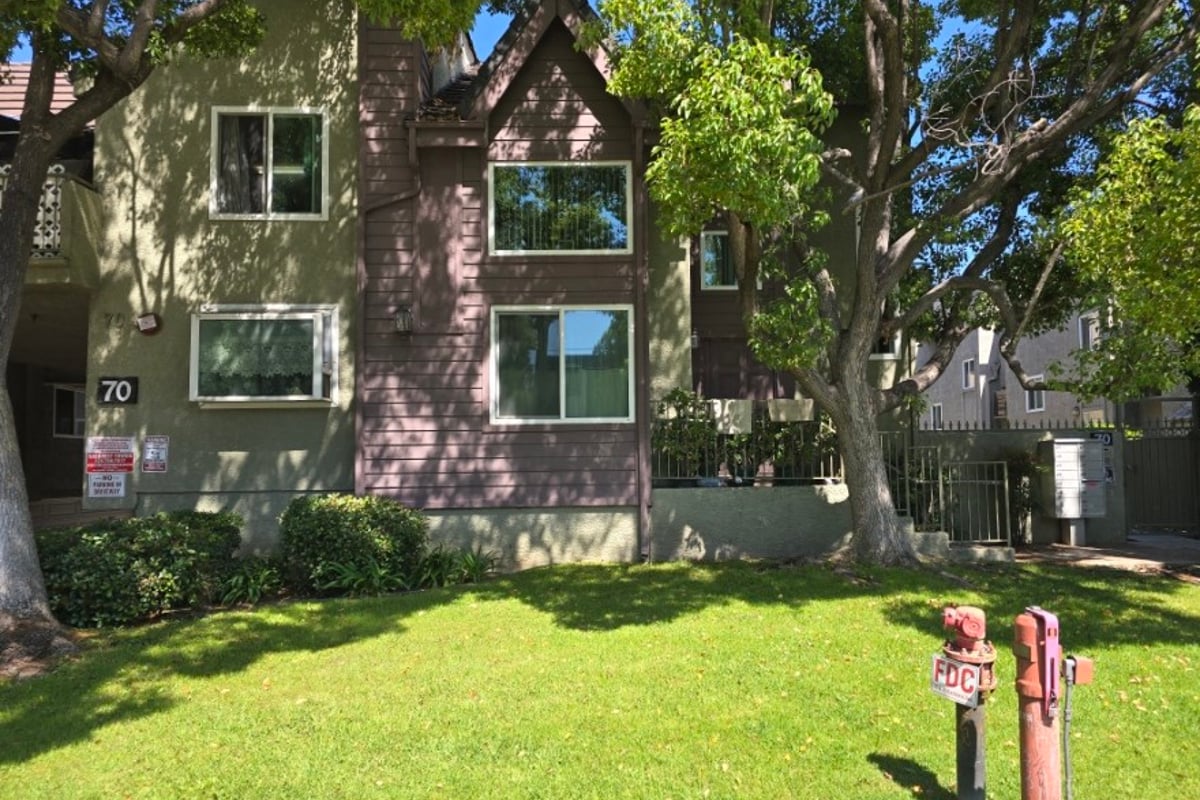 70 Harkness Avenue 4, Pasadena, CA 91106 — photo 1 of 16