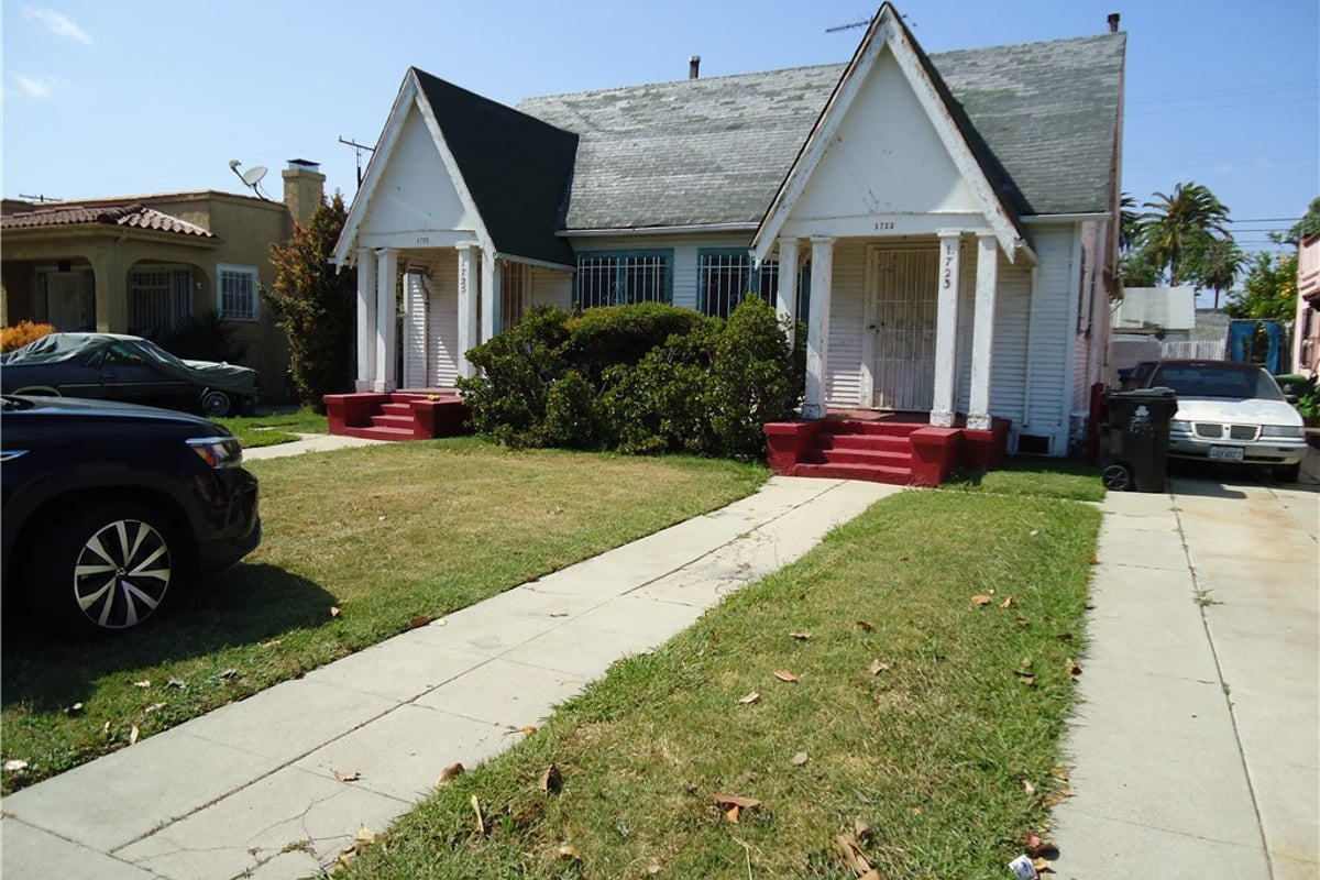 1723 browning blvd., Los Angeles, CA 90062 — photo 1 of 6
