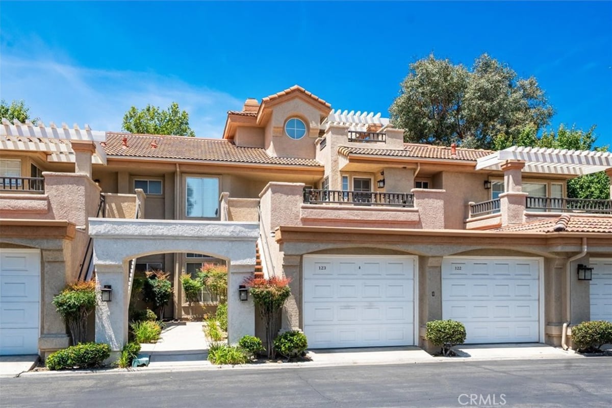 23926 Arroyo Park Drive 123, Valencia, CA 91355 — photo 1 of 37