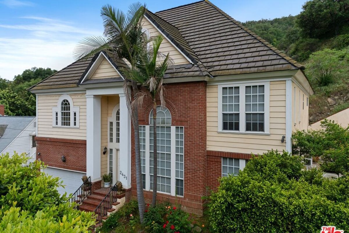 2431 Benedict Canyon Drive, Beverly Hills, CA 90210 — photo 1 of 65