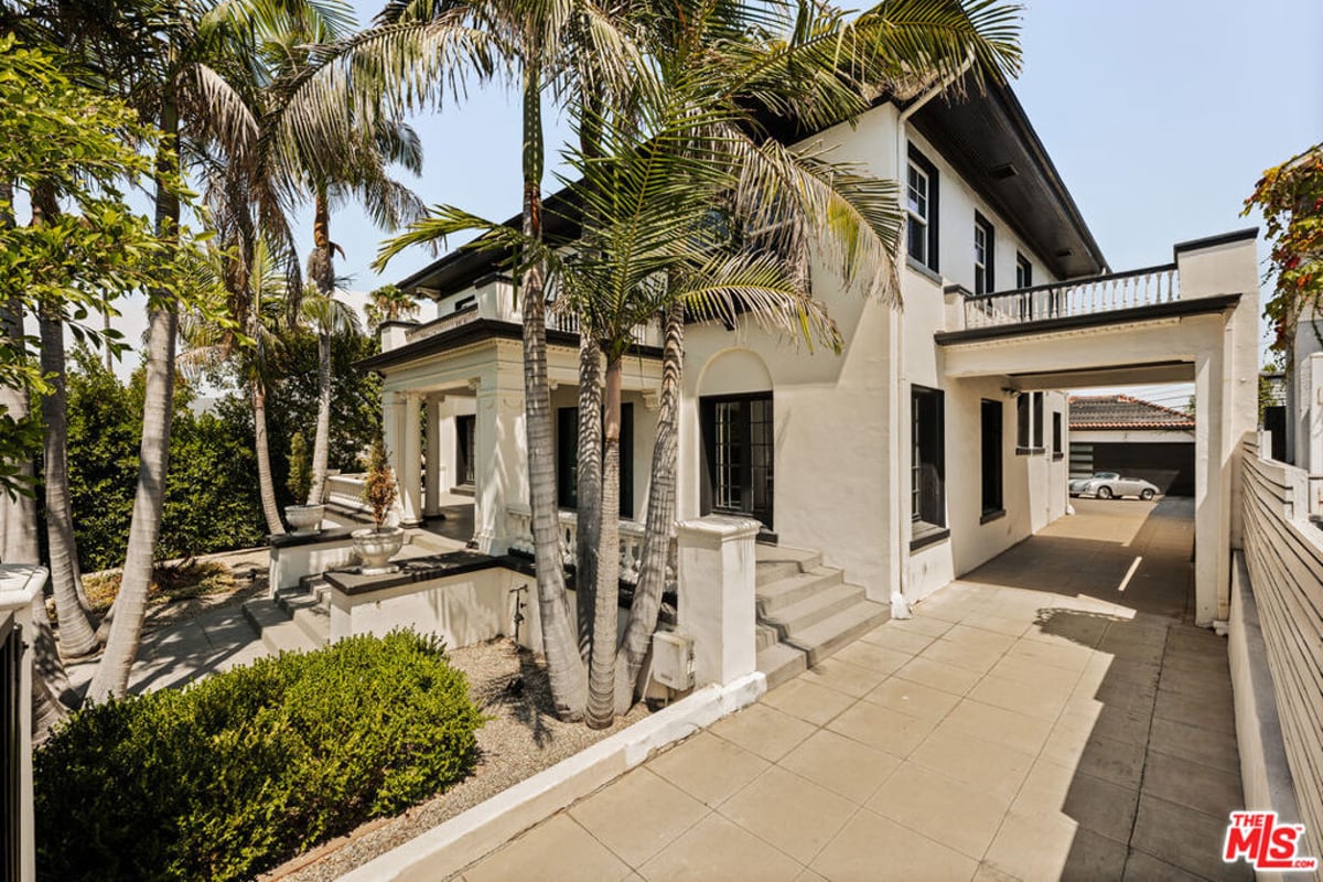 564 N Normandie Avenue, Los Angeles, CA 90004 — photo 1 of 25