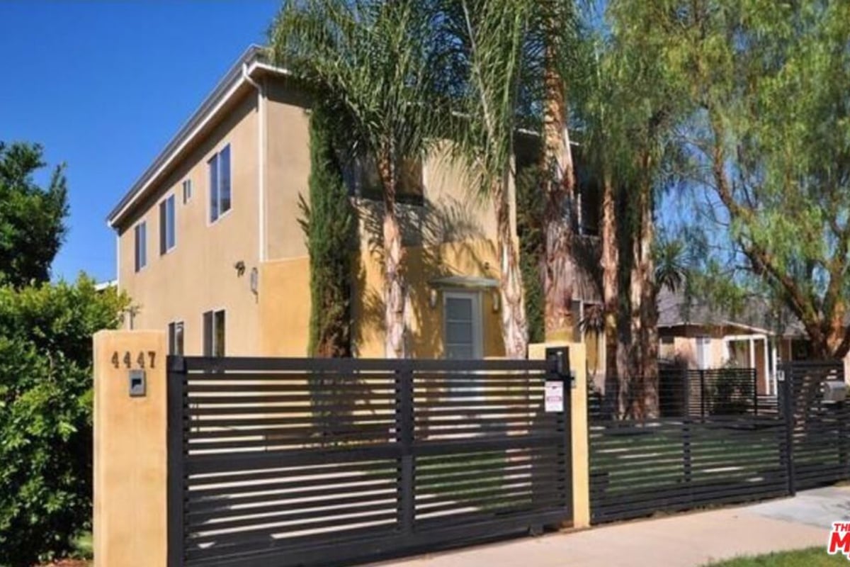 4447 Calhoun Avenue, Sherman Oaks, CA 91423 — photo 1 of 28