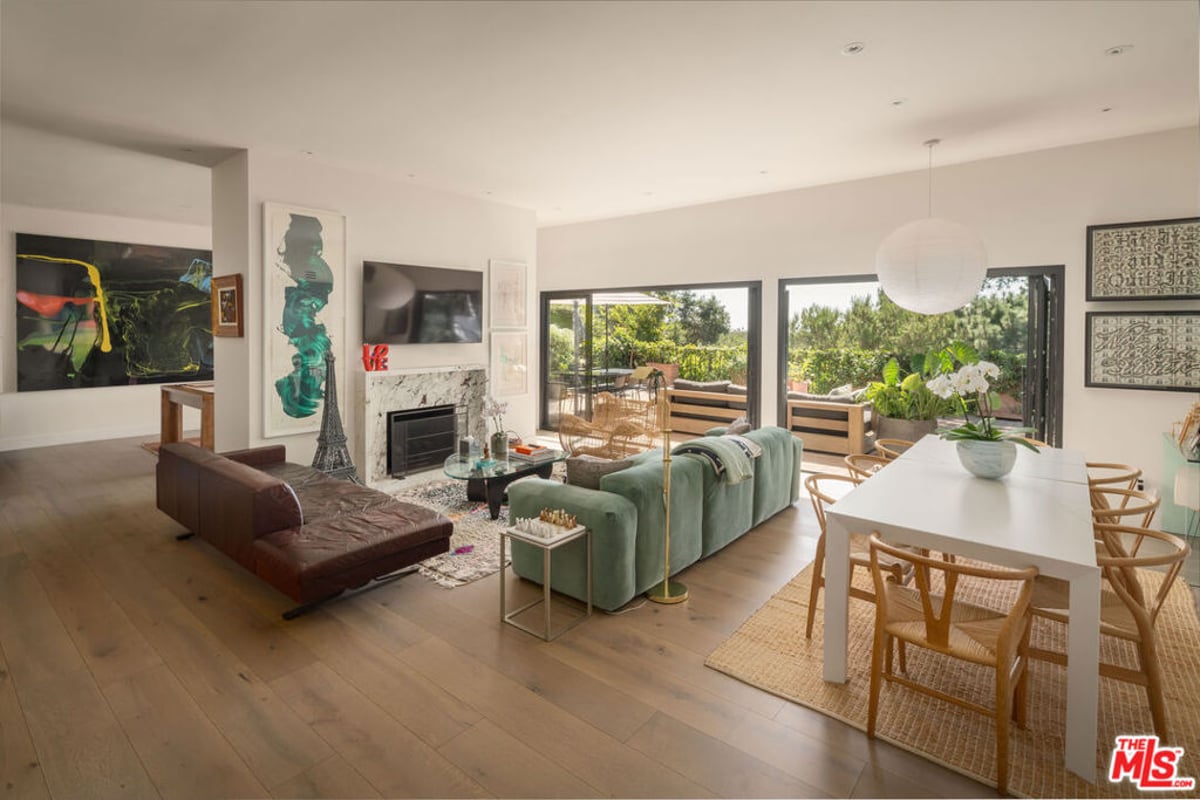 391 N Saltair Avenue, Los Angeles, CA 90049 — photo 1 of 19