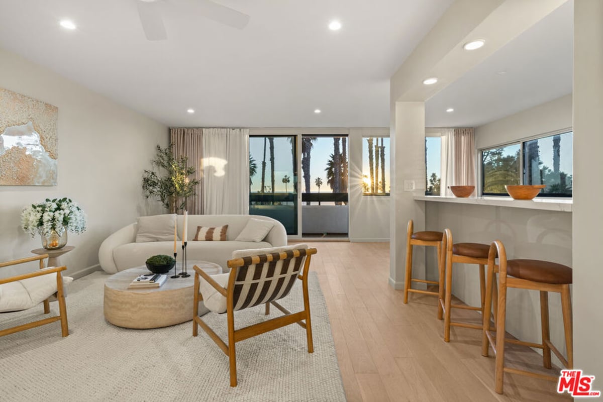 2221 Ocean Avenue 101, Santa Monica, CA 90405 — photo 1 of 26