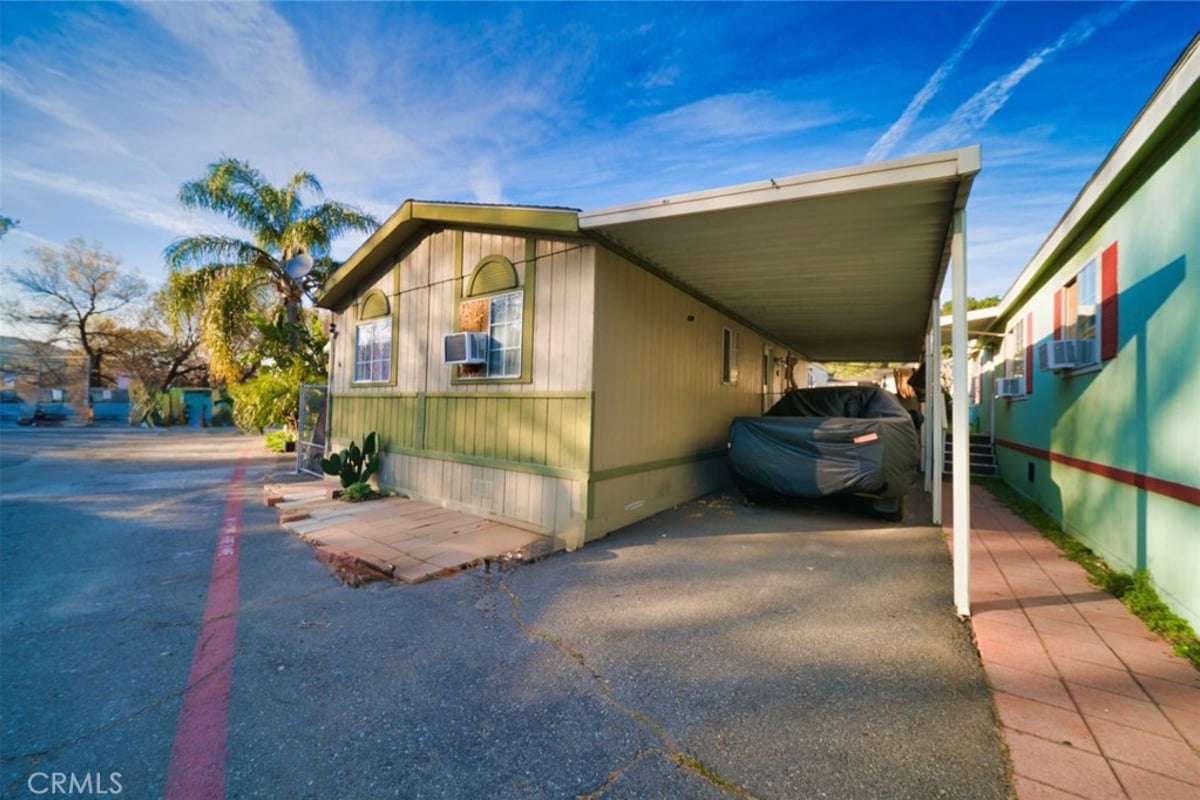 23450 Newhall SPC 34, Newhall, CA 91321 — photo 1 of 17