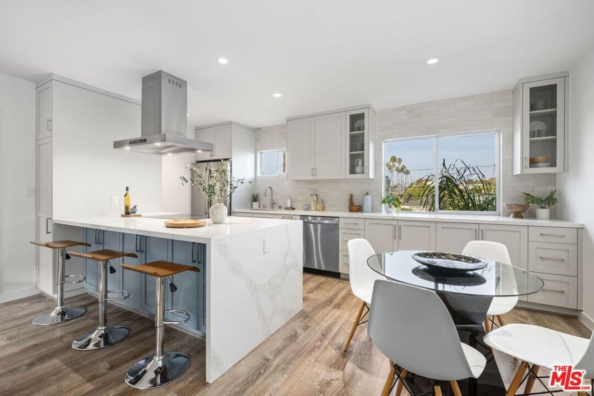 2002 4th Street 211, Santa Monica, CA 90405 — photo 1 of 16