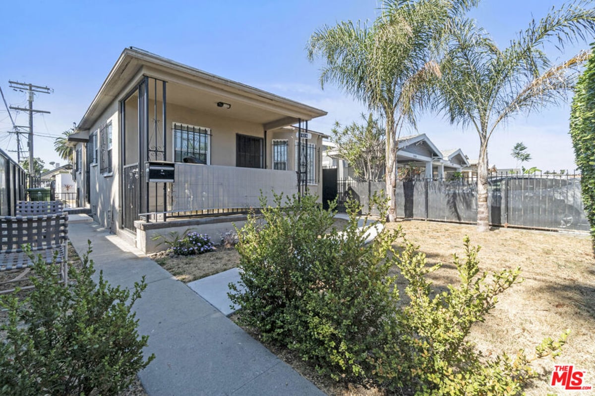 1414 W 54th Street, Los Angeles, CA 90062 — photo 1 of 30
