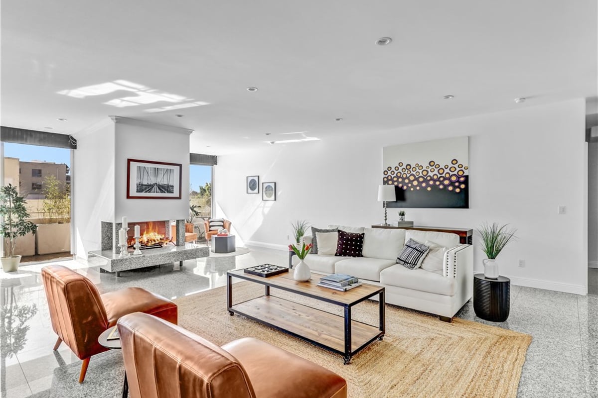 1333 S Beverly Glen Boulevard 402, Los Angeles, CA 90024 — photo 1 of 34