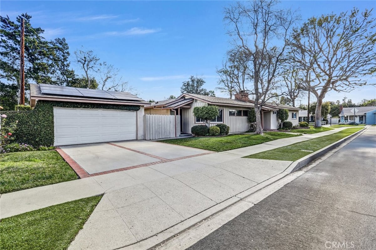 5906 Colbath, Valley Glen, CA 91401 — photo 1 of 25