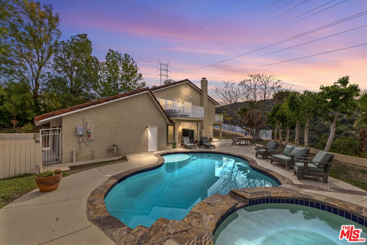 3804 Vista Linda Drive, Encino, CA 91316 — photo 1 of 19