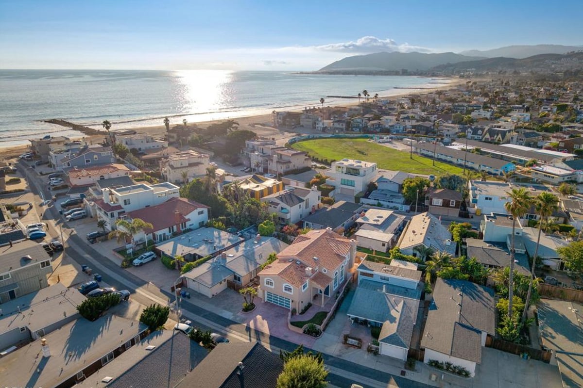 1257 Devon Lane, Ventura, CA 93001 — photo 1 of 36