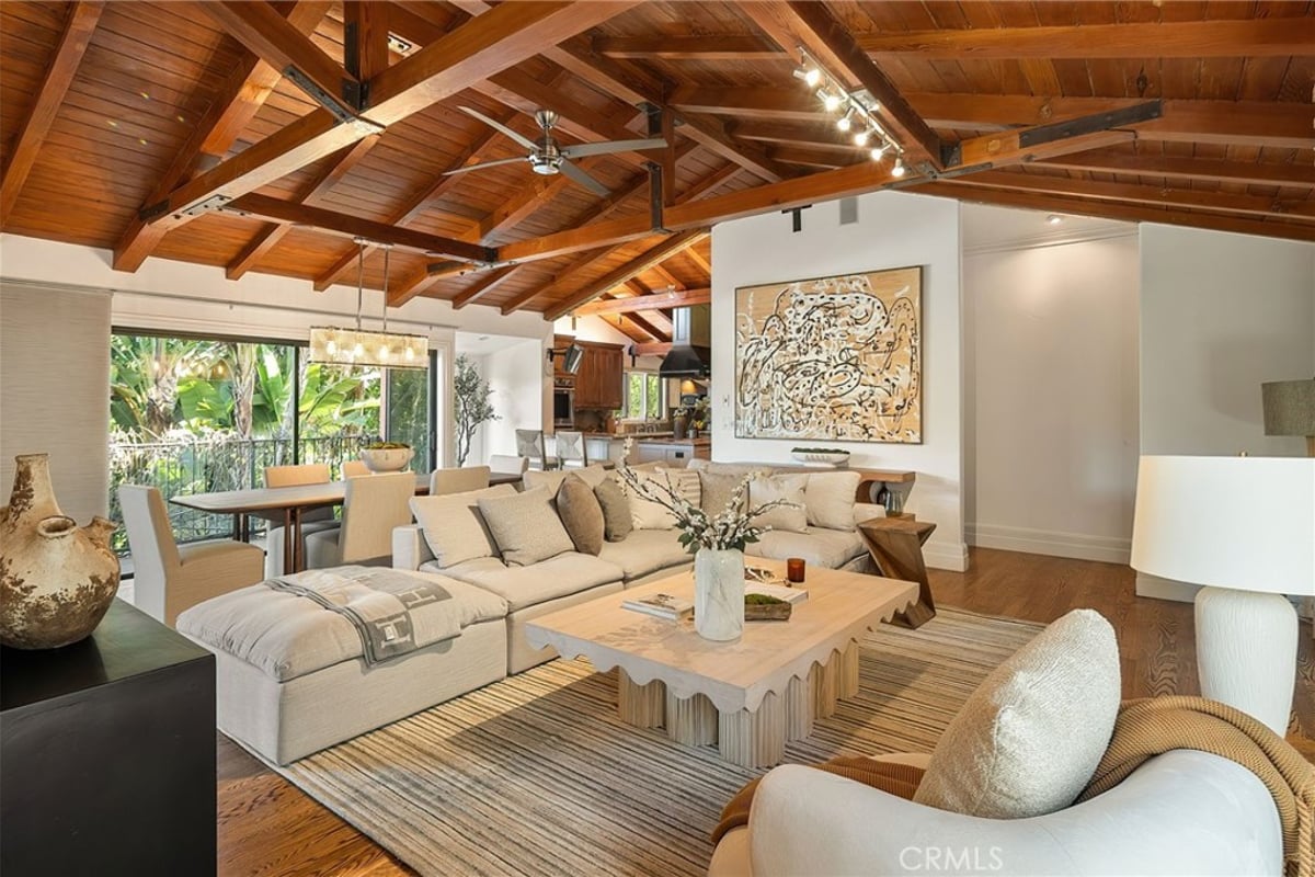 3310 Bennett Drive, Los Angeles, CA 90068 — photo 1 of 41