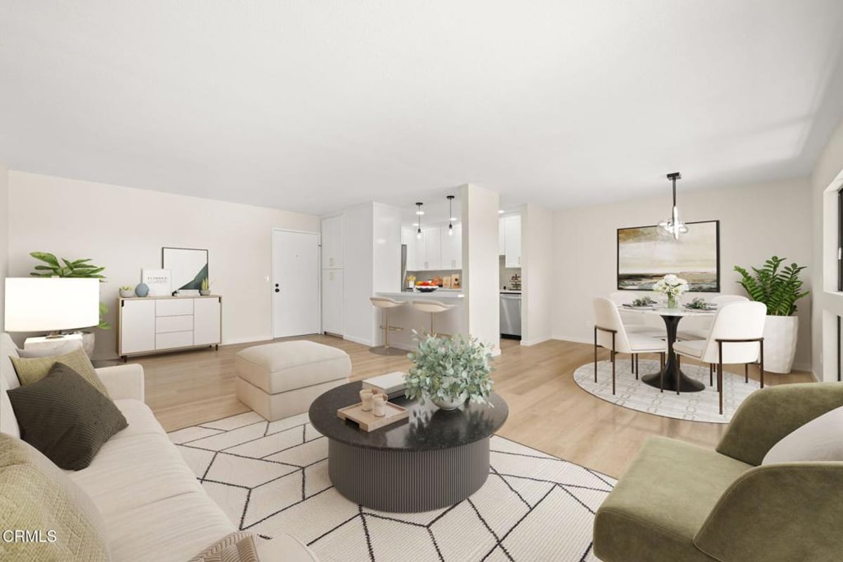 5300 E Atherton Street 2F, Long Beach, CA 90815 — photo 1 of 18