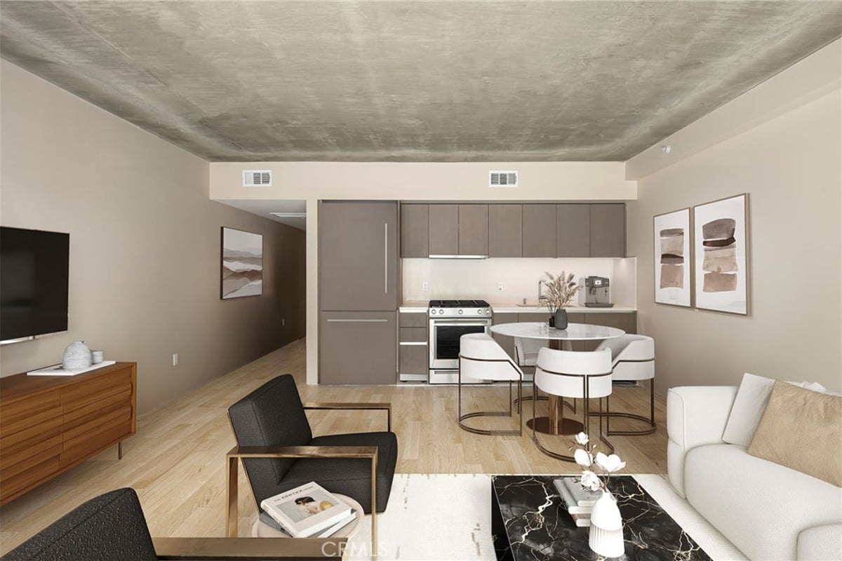 380 Cordova Street 402, Pasadena, CA 91101 — photo 1 of 22
