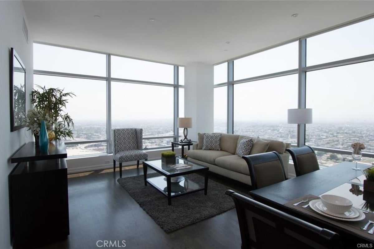 900 W Olympic Boulevard 36B, Los Angeles, CA 90015 — photo 1 of 13