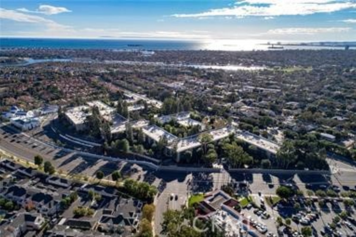 564 N Bellflower Boulevard 315, Long Beach, CA 90814 — photo 1 of 24