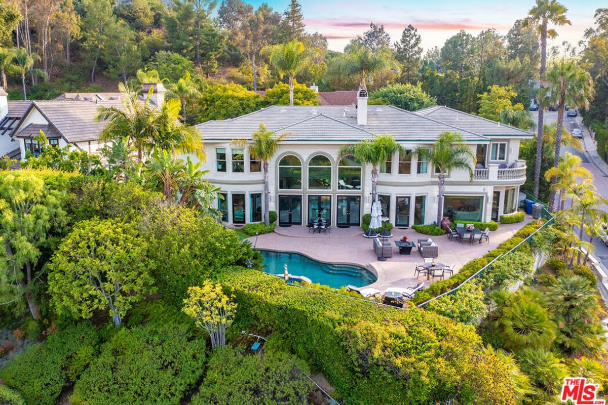 12145 Summit Court, Beverly Hills, CA 90210 — photo 1 of 53