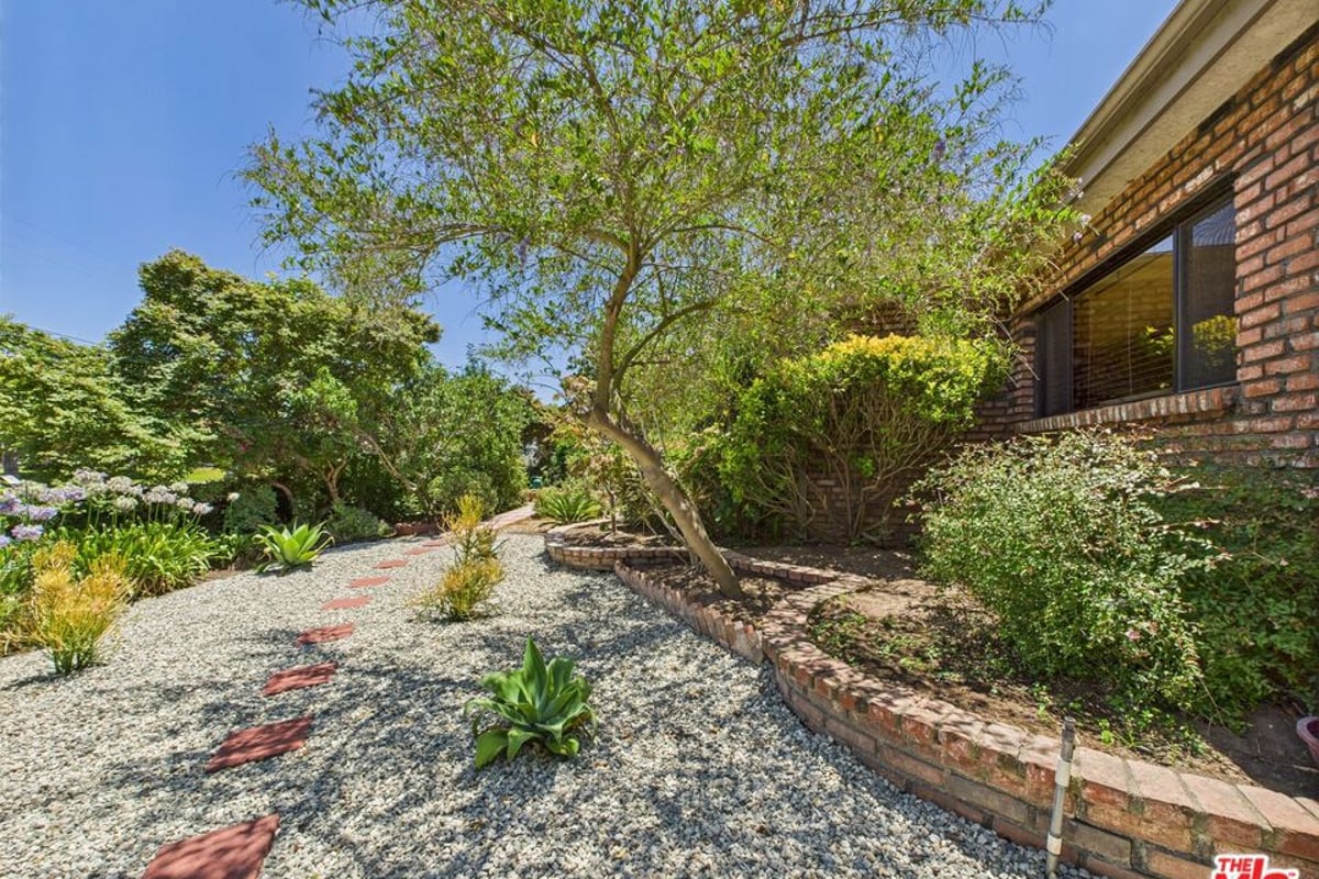 7449 Kentwood Avenue, Los Angeles, CA 90045 — photo 1 of 14