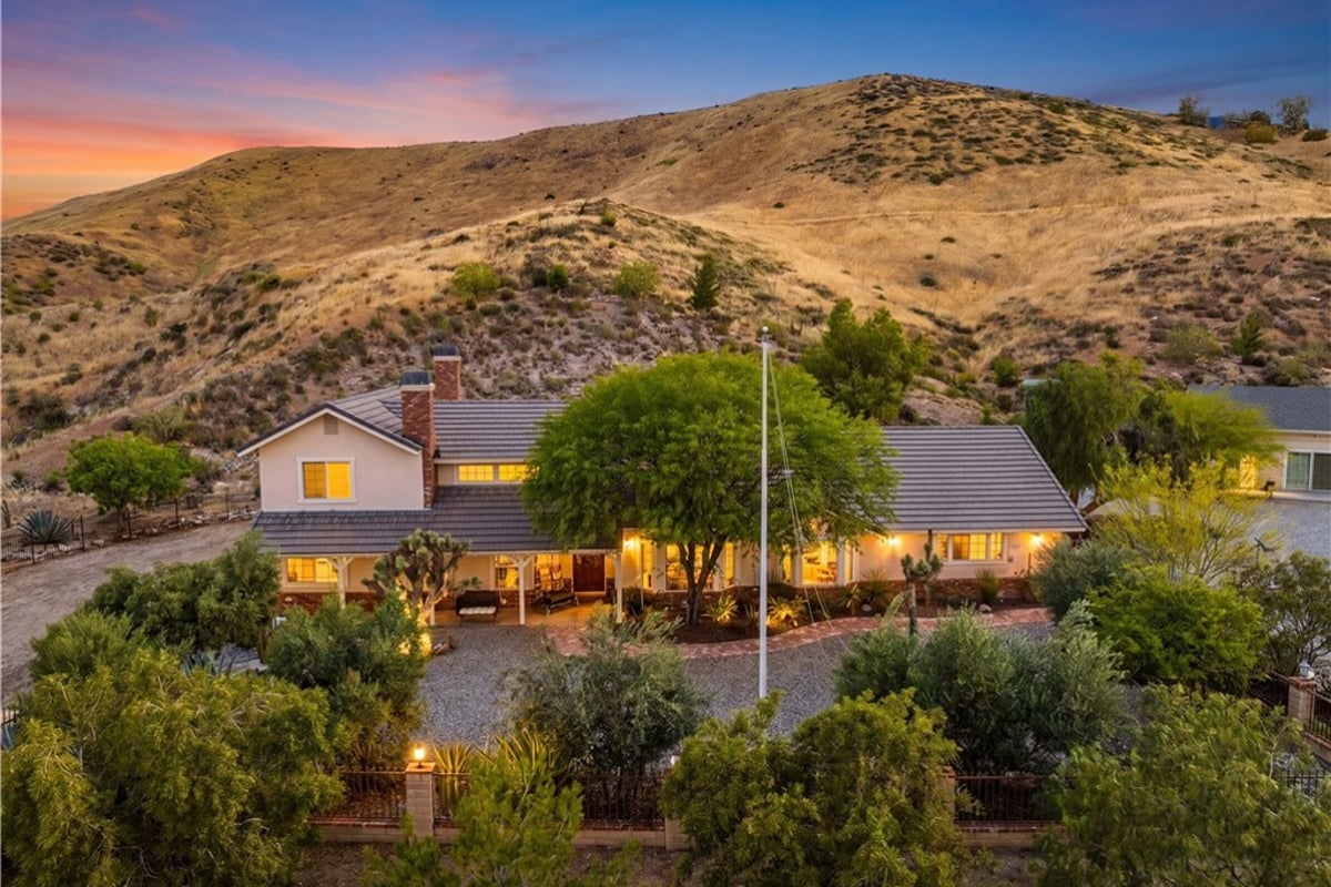 13602 Sego, Agua Dulce, CA 91390 — photo 1 of 74