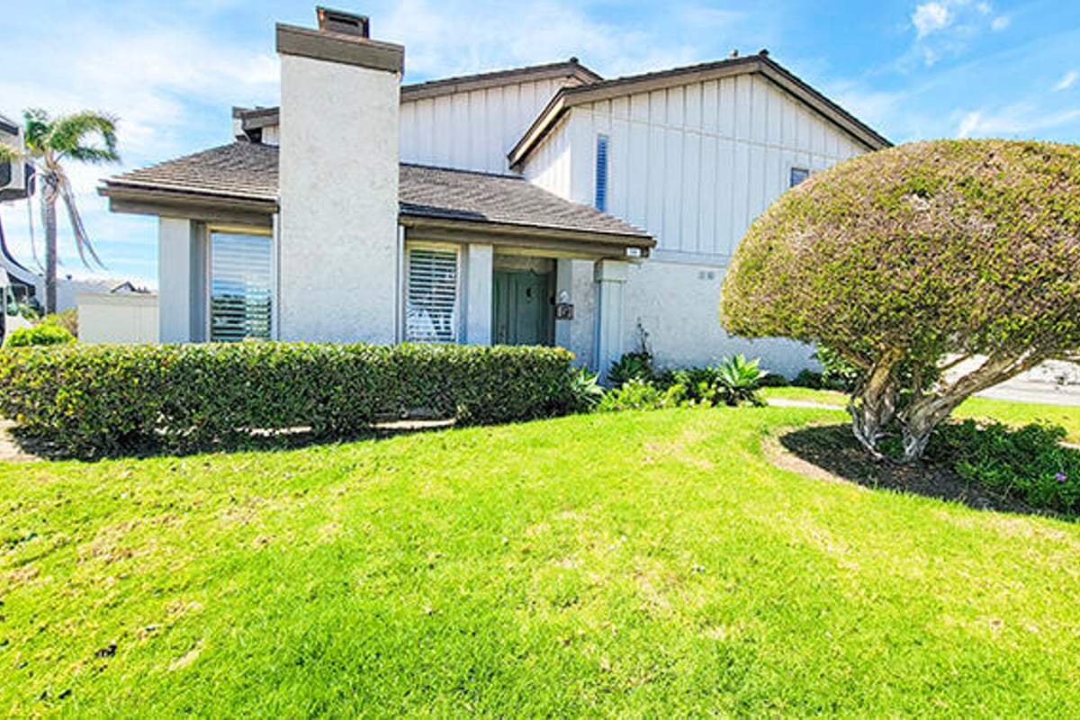 3141 Harbor, Oxnard, CA 93035 — photo 1 of 22