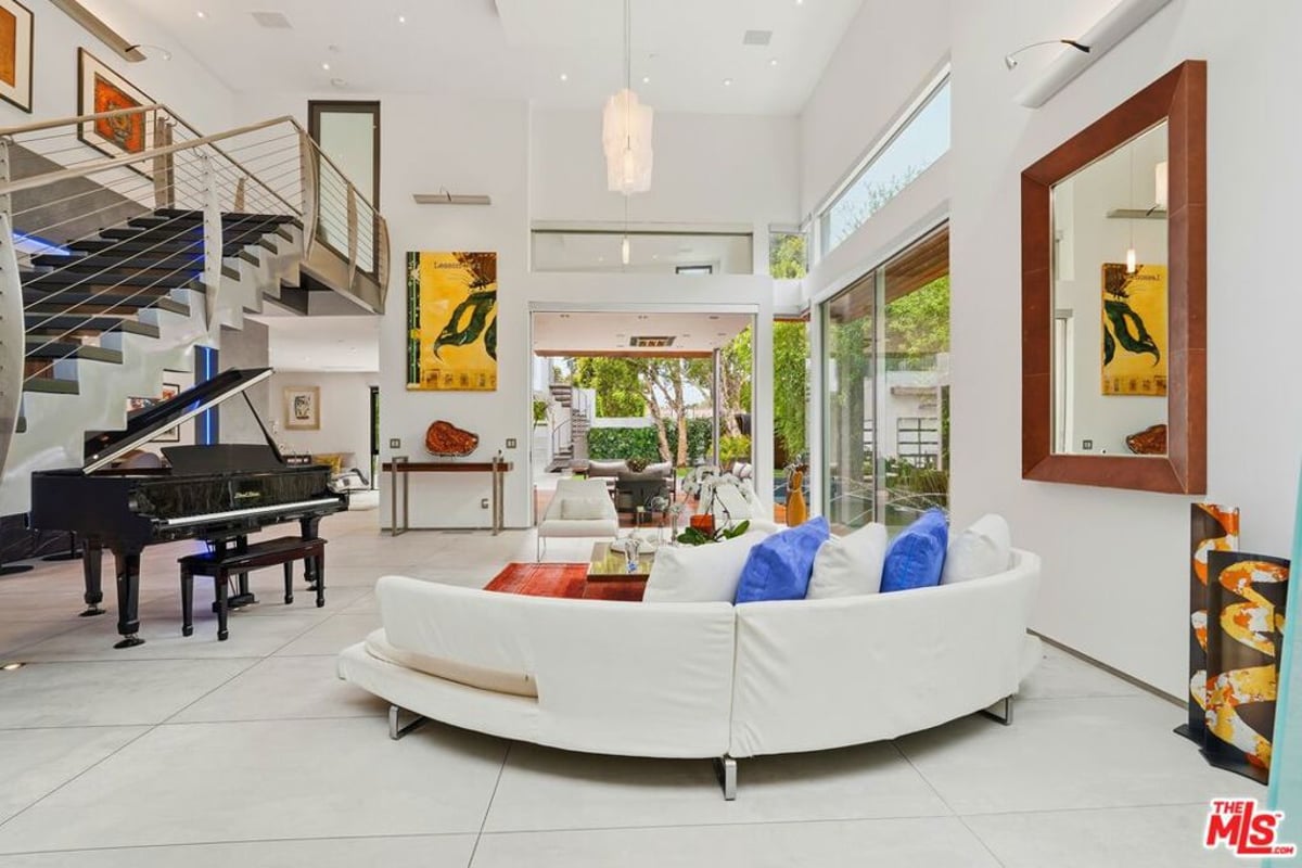 624 23rd Street, Santa Monica, CA 90402 — photo 1 of 53