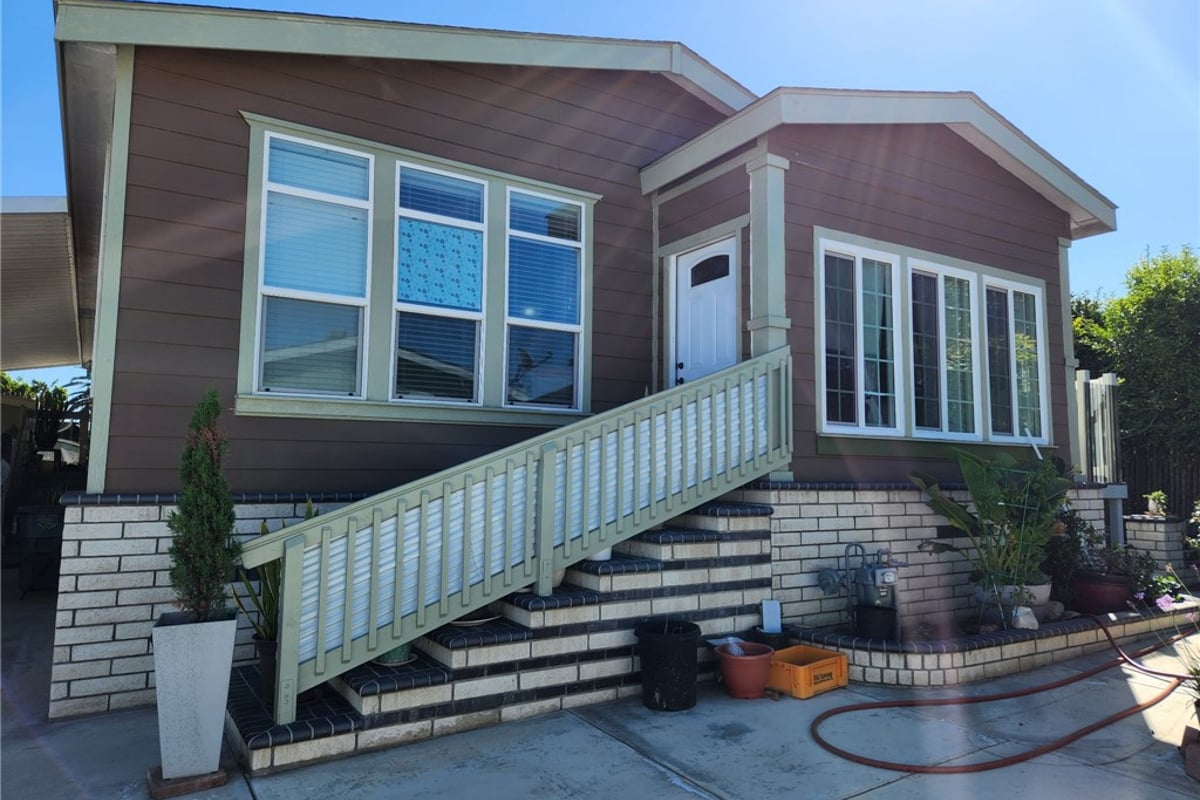 17700 S Avalon Blvd 326, Carson, CA 90746 — photo 1 of 8