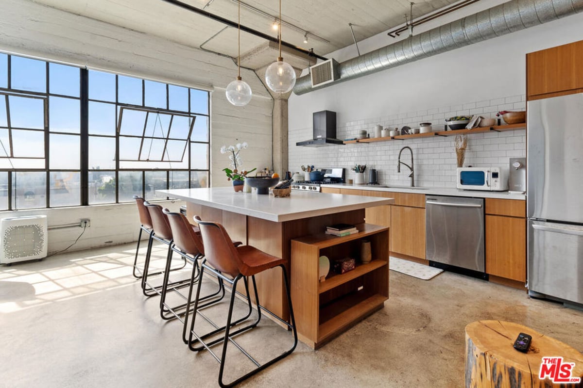1855 Industrial Street 608, Los Angeles, CA 90021 — photo 1 of 23