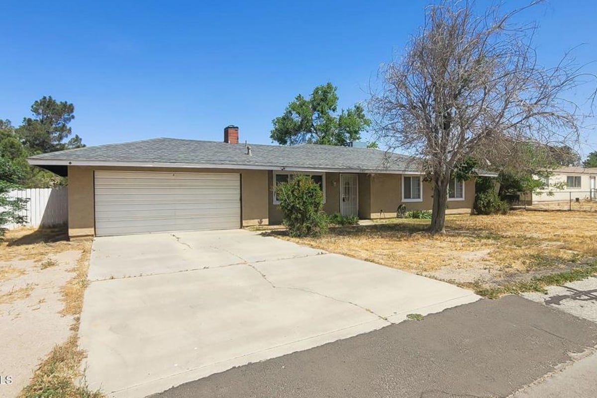 15707 Lanfair Avenue, Lancaster, CA 93535 — photo 1 of 26