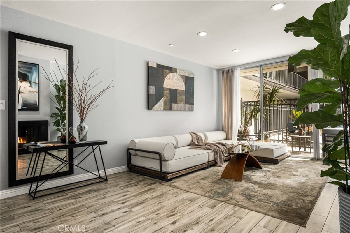 1351 N Crescent Heights 114, West Hollywood, CA 90046 — photo 1 of 24