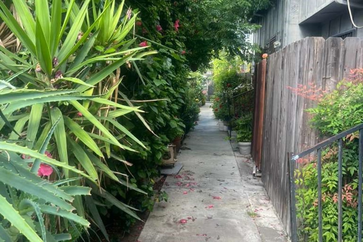 9332 Van Nuys Blvd 56, Panorama City, CA 91402 — photo 1 of 20