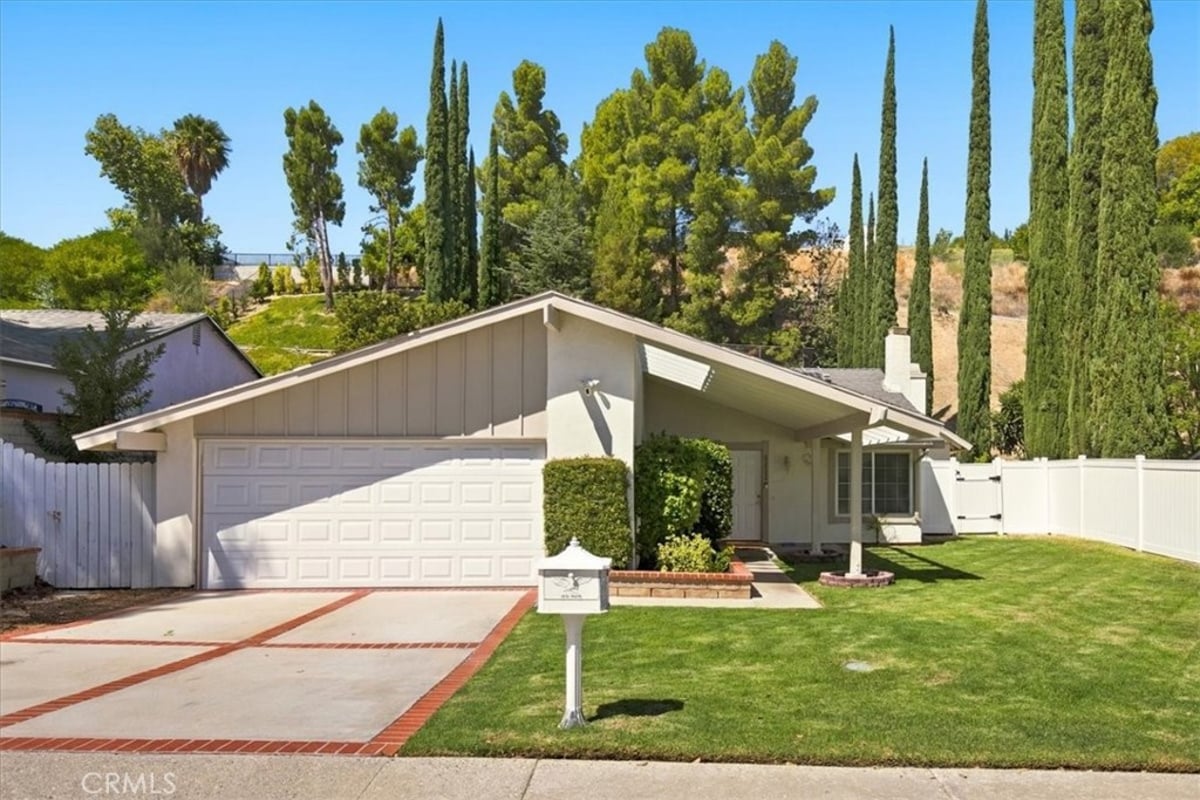 22339 Cheraw, Saugus, CA 91350 — photo 1 of 23
