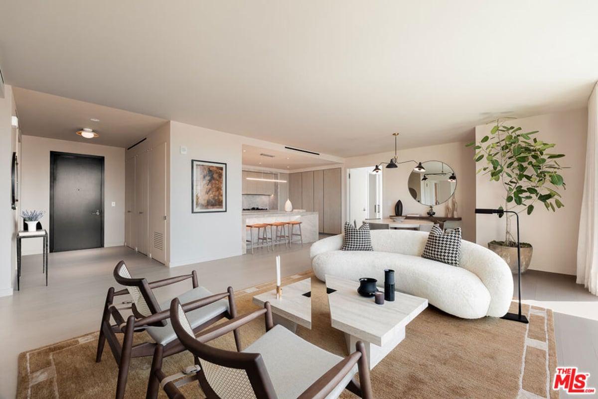 9200 Wilshire Blvd 505W, Beverly Hills, CA 90212 — photo 1 of 20