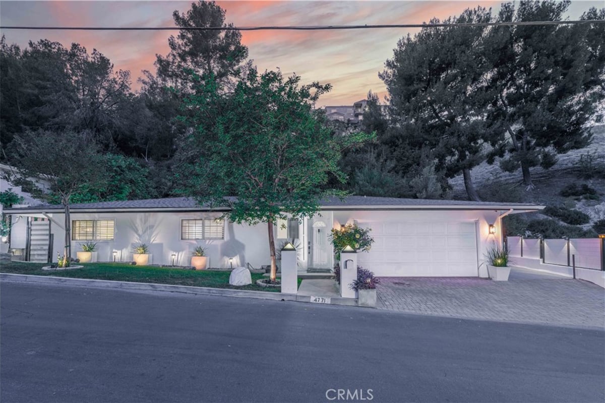 4771 Excelente Drive, Woodland Hills, CA 91364 — photo 1 of 40