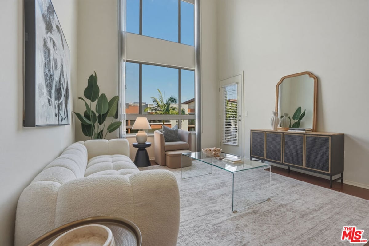 100 S Alameda Street 401, Los Angeles, CA 90012 — photo 1 of 62