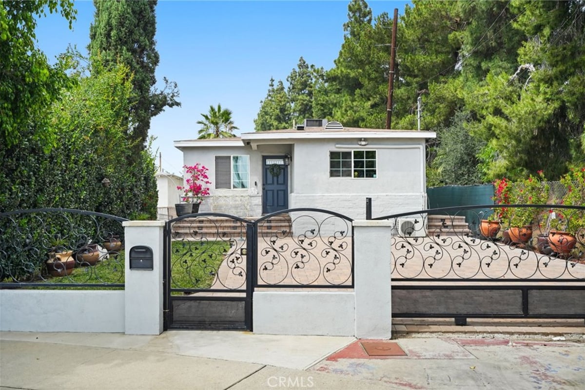 15627 Vintage, North Hills, CA 91343 — photo 1 of 53