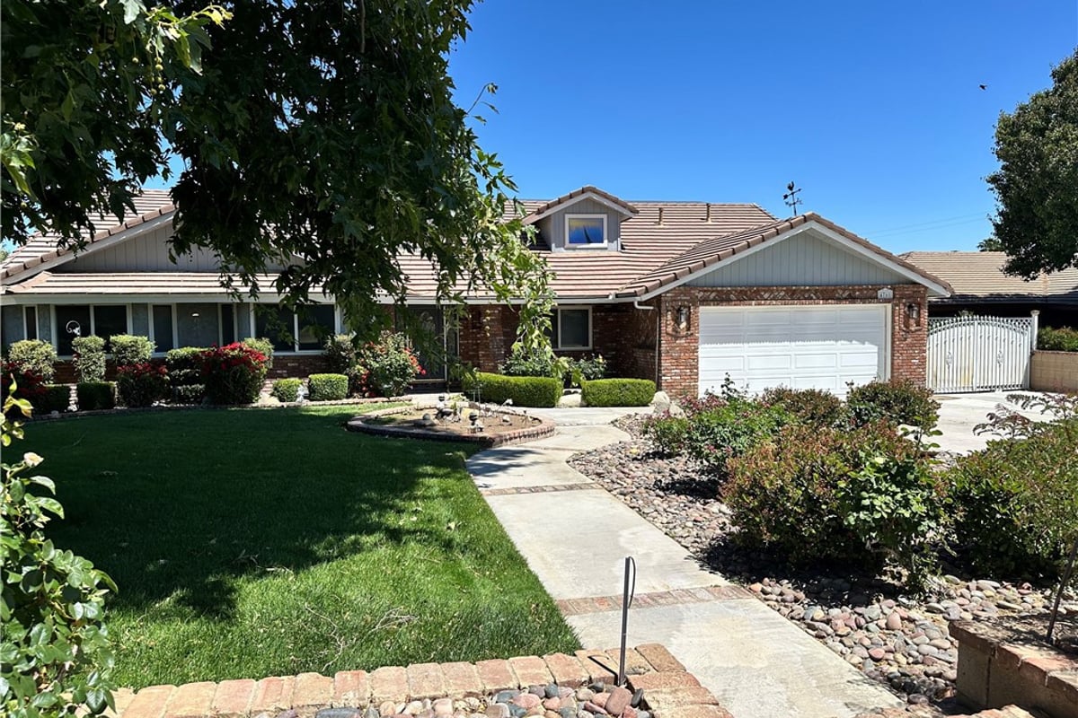 4761 W Avenue N, Quartz Hill, CA 93536 — photo 1 of 71