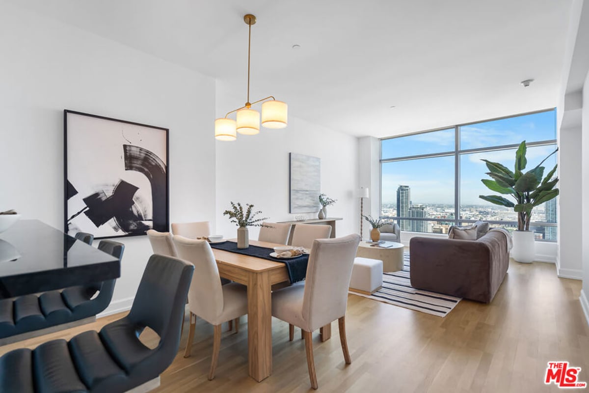 900 W OLYMPIC Boulevard 37E, Los Angeles, CA 90015 — photo 1 of 40