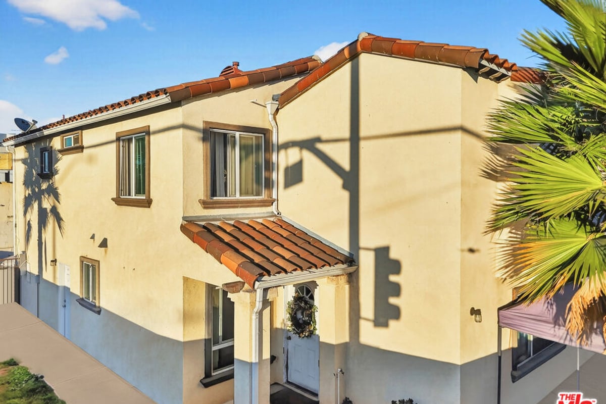 1503 E Gage Avenue, Los Angeles, CA 90001 — photo 1 of 28