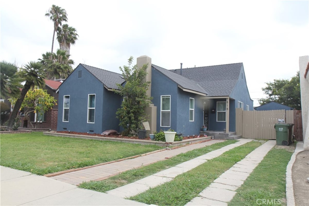 818 S Sloan, Compton, CA 90221 — photo 1 of 9