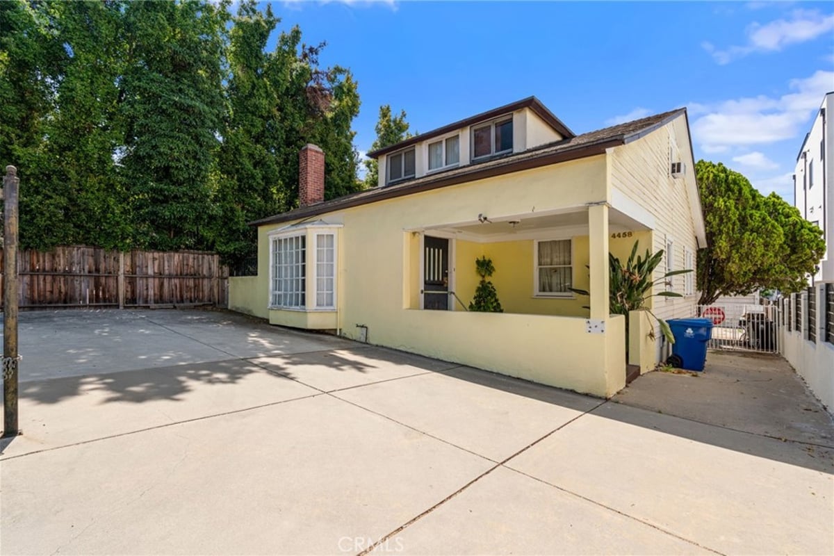 4458 Maplewood Avenue, Los Angeles, CA 90004 — photo 1 of 38