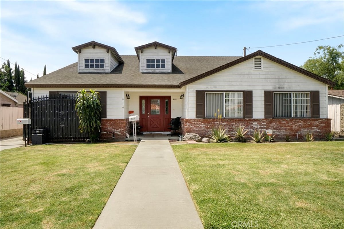 8118 Alameda, Downey, CA 90242 — photo 1 of 27