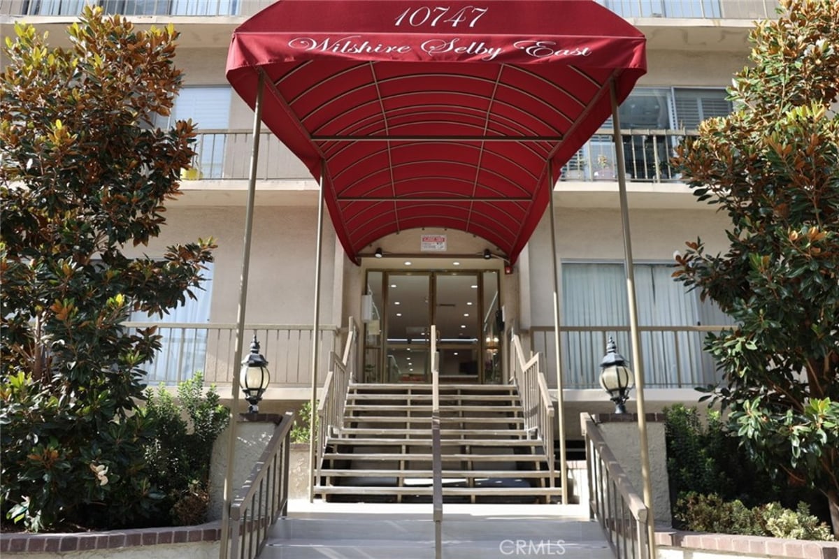10747 Wilshire 505, Los Angeles, CA 90024 — photo 1 of 33