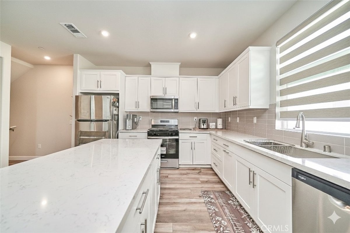 163 Dove Landing, Covina, CA 91722 — photo 1 of 20