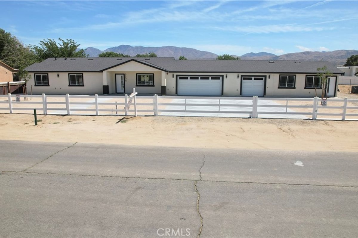 9506 East Avenue T-14, Littlerock, CA 93543 — photo 1 of 75