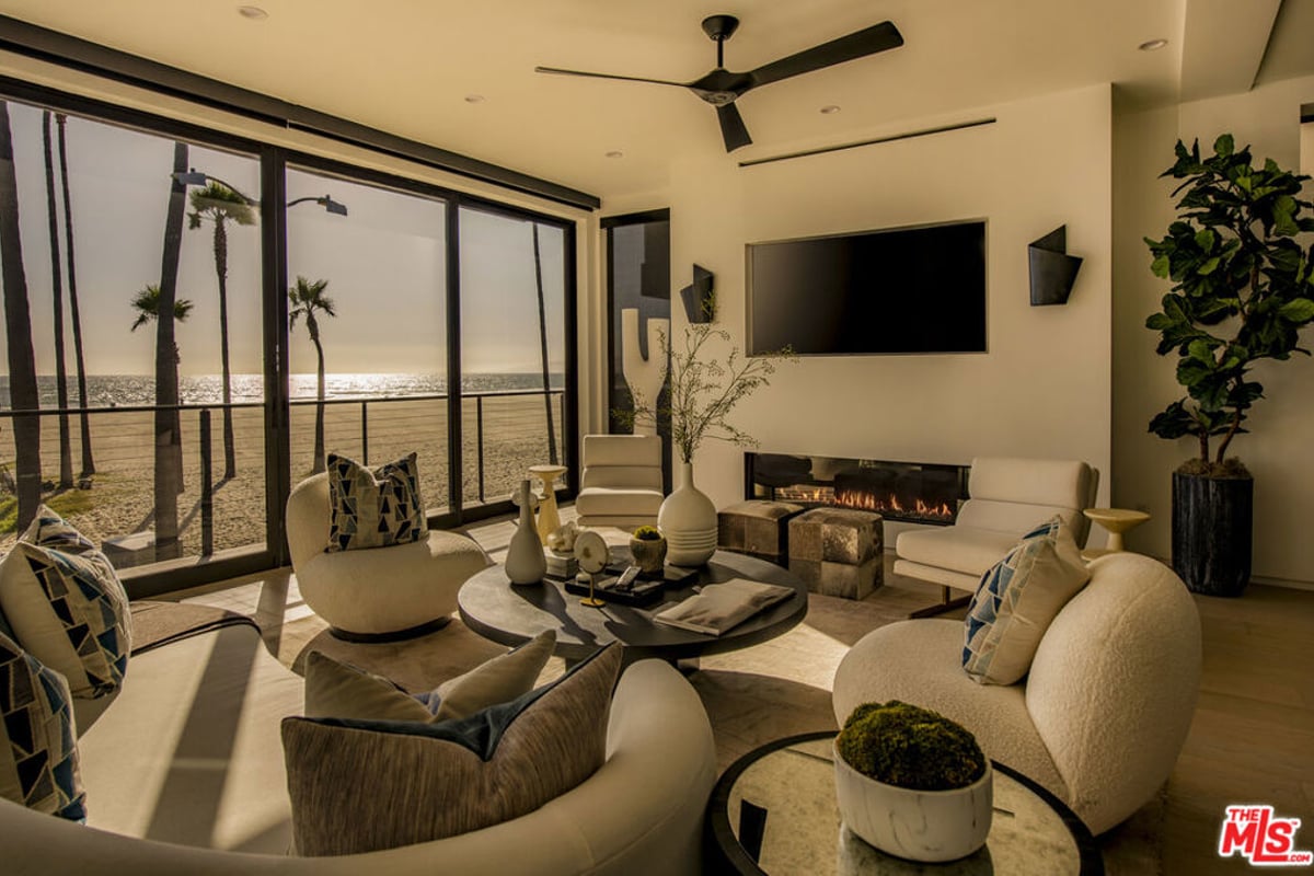 3011 Ocean Front Walk, Venice, CA 90291 — photo 1 of 40