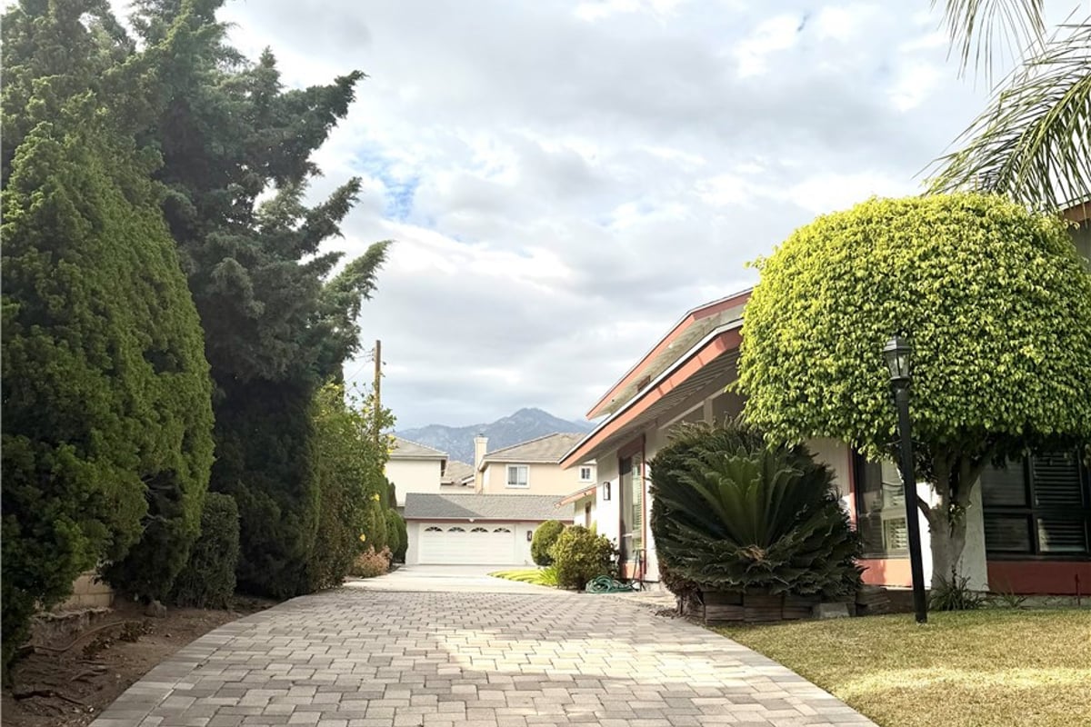 1025 Fairview Avenue 2, Arcadia, CA 91007 — photo 1 of 24